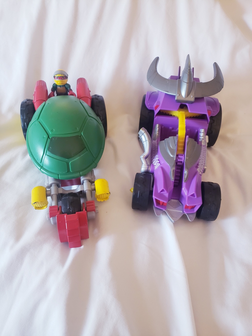 TMNT 2014 Stealth Bike With Raphael & Shredders Capture Claw Vehicle